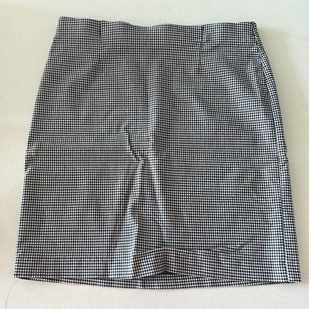 Dynamite Mini Skirt